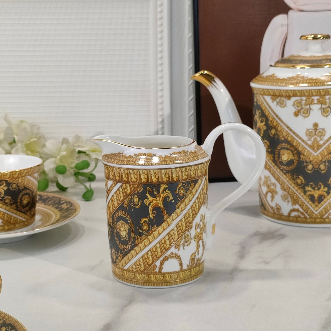 Versace Baroque Rhapsody Teapot
