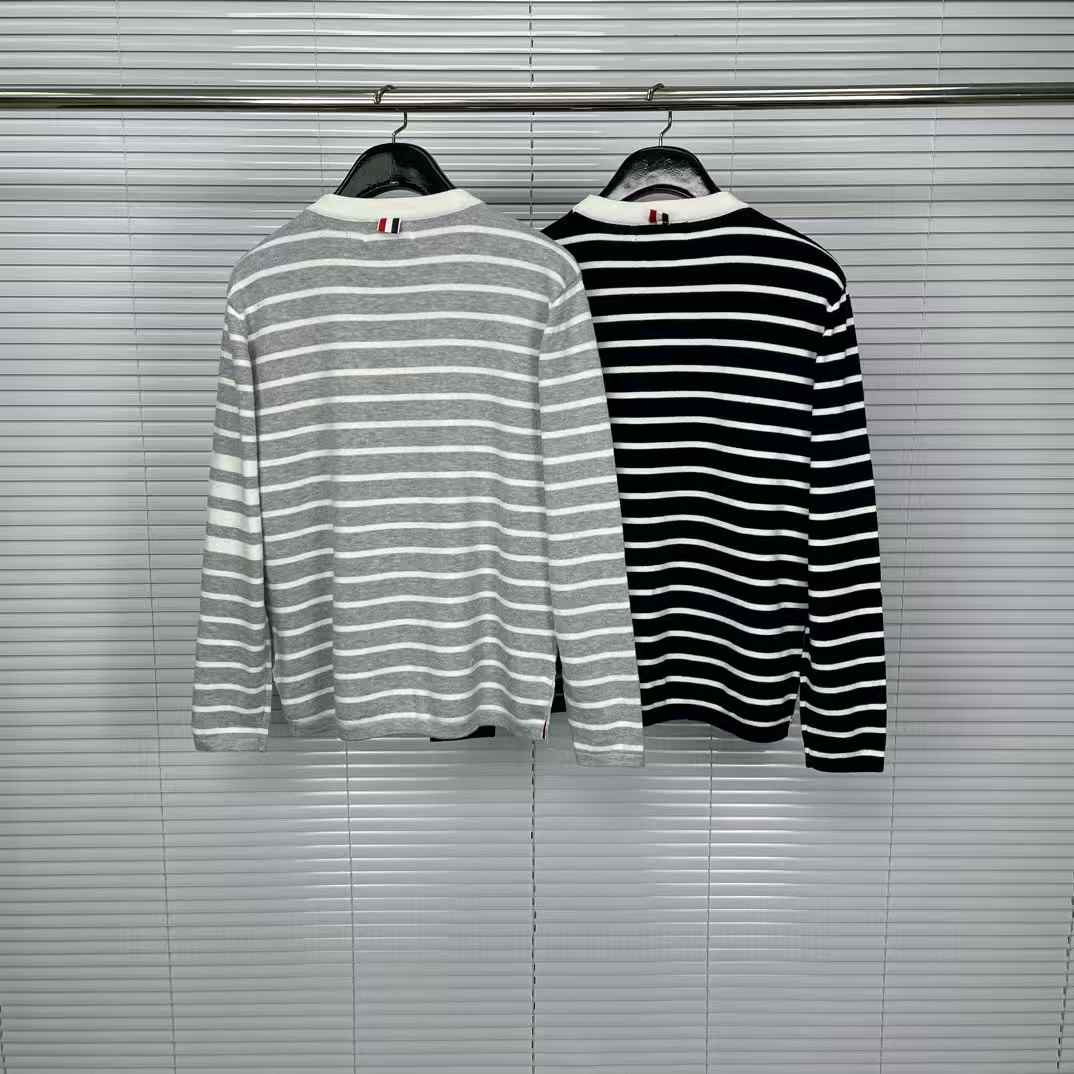Thom browne black and grey striped long-sleeve crew neck sweaters