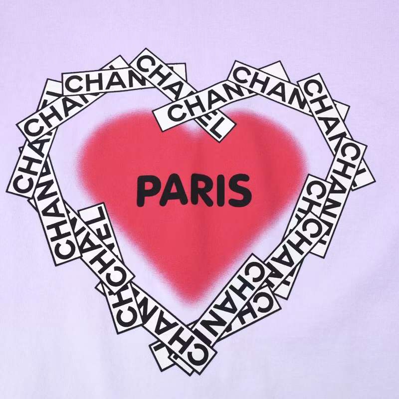 chanel graphic t-shirt featuring a heart design with the word "Paris" in the center