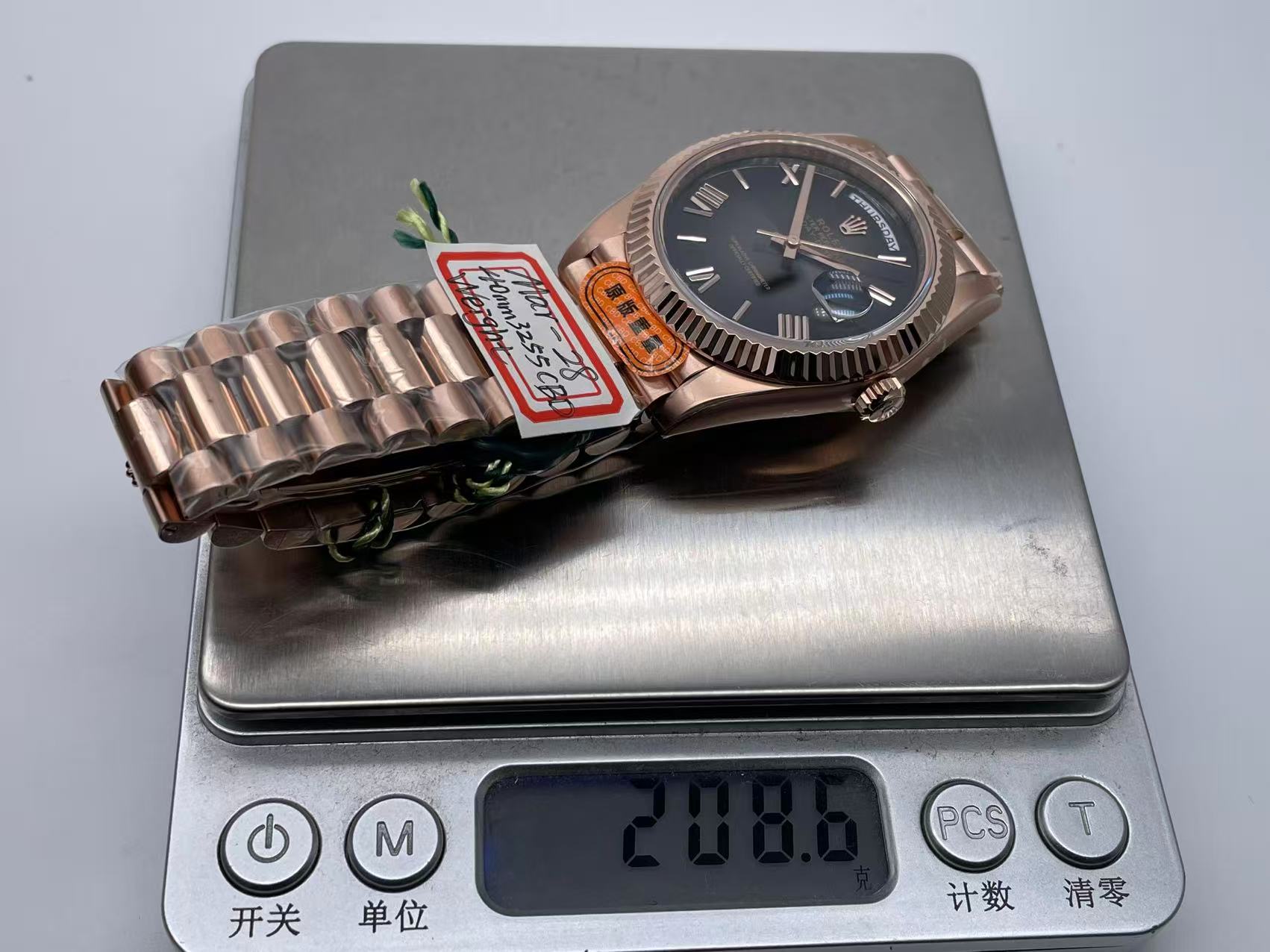 RDD0381A - DayDate 40mm Flt Wt RG/RG O-Gry/Rm/Stk CBDVR3255 $718