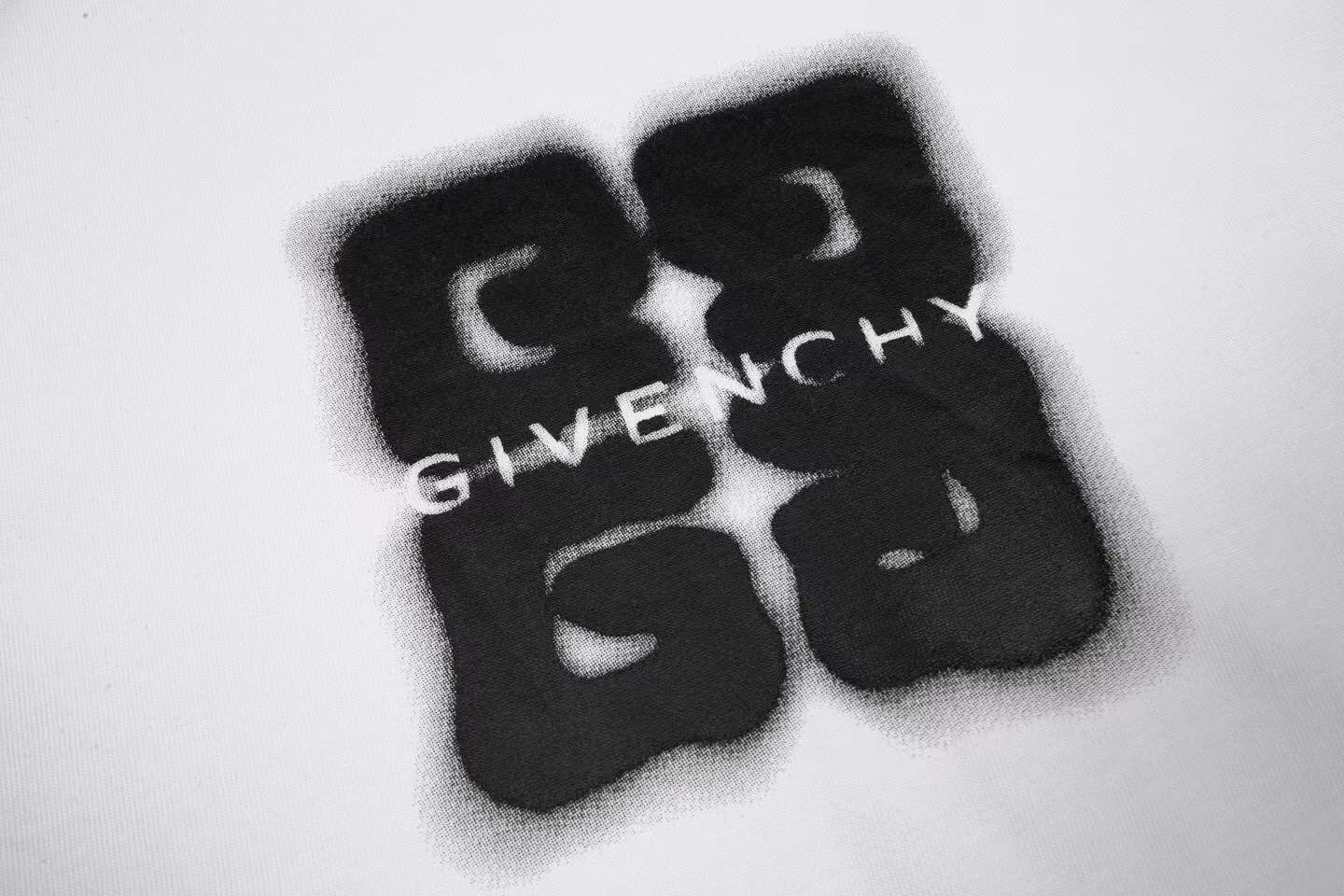 givenchy white cotton t-shirt featuring a Givenchy 4G logo graphic on the front