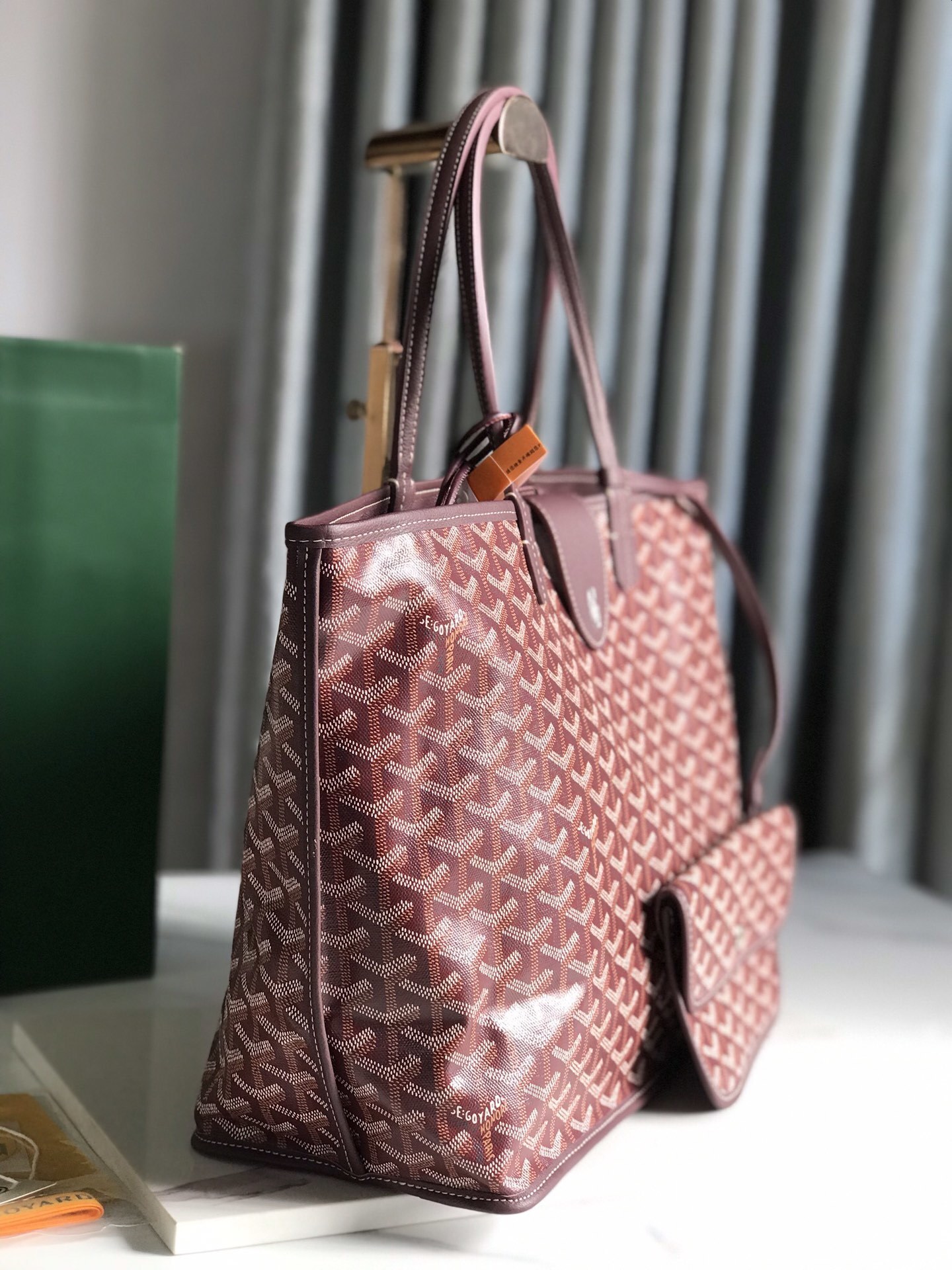 Goyard Saint Louis Tote PM in burgundy