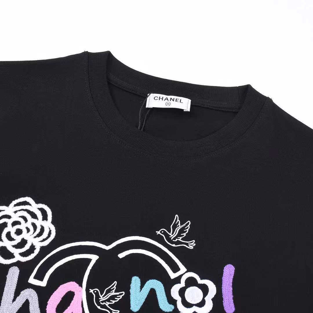 Chanel branded t-shirt