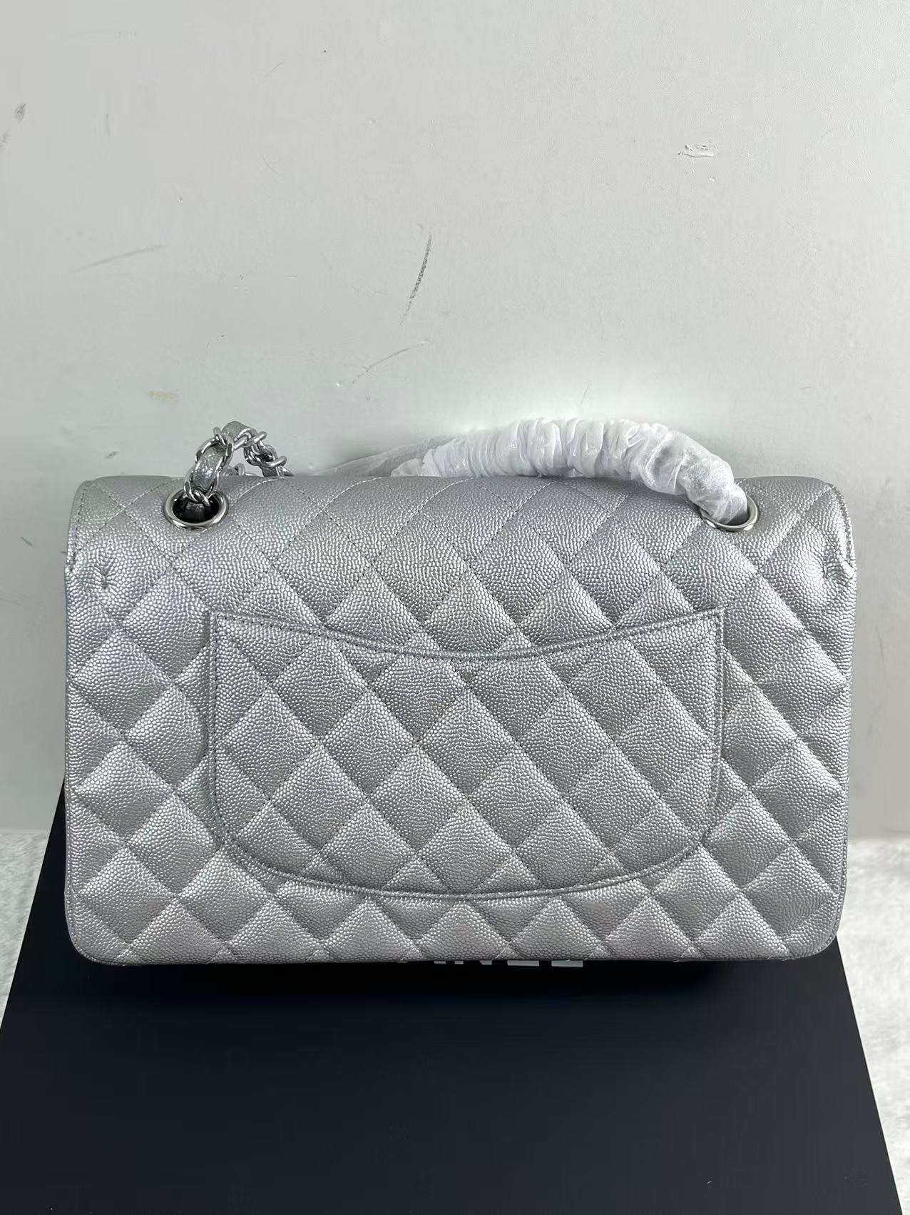 Chanel metallic silver quilted leather flap bag 25cm