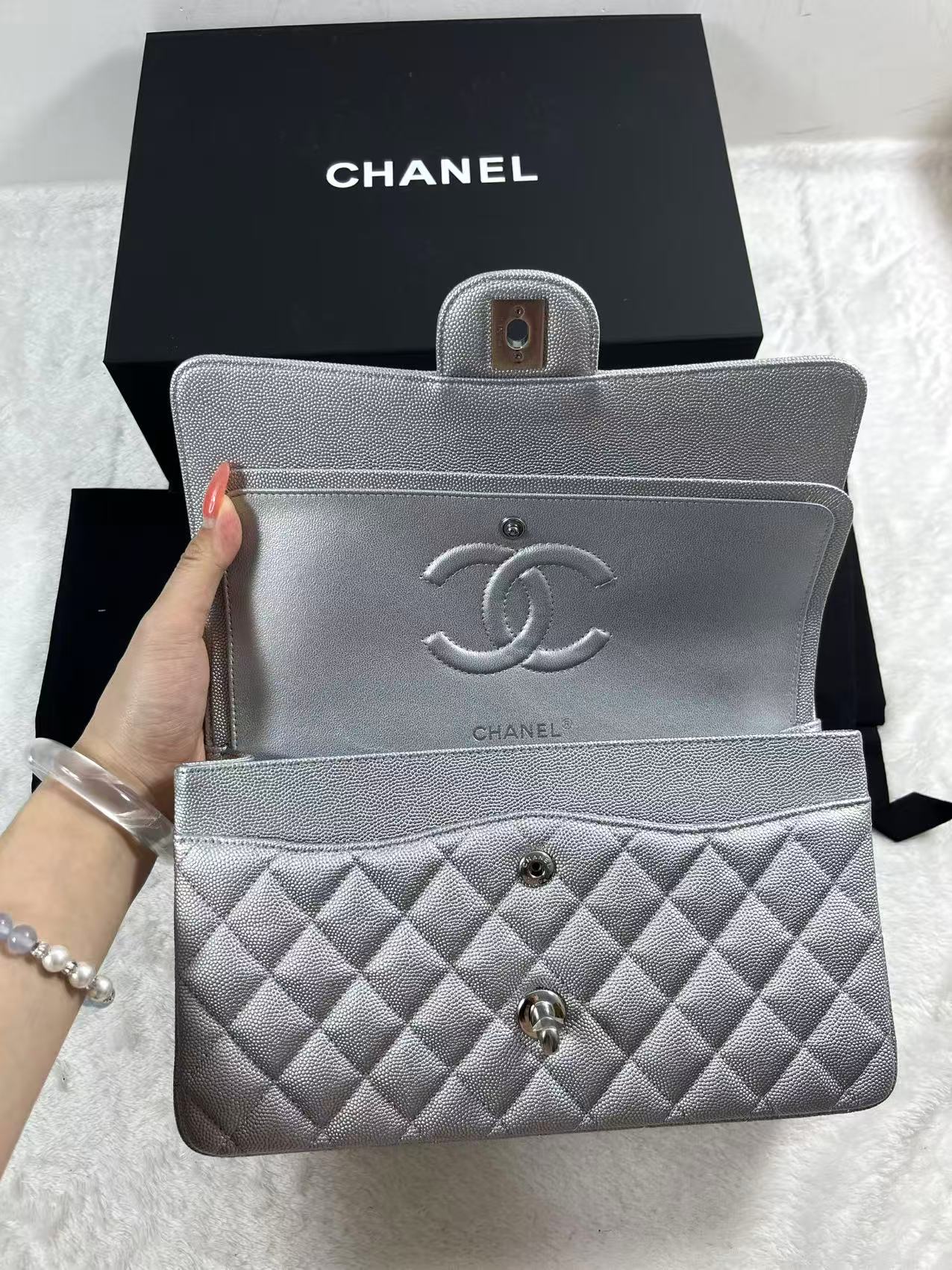 Chanel metallic silver quilted leather flap bag 25cm