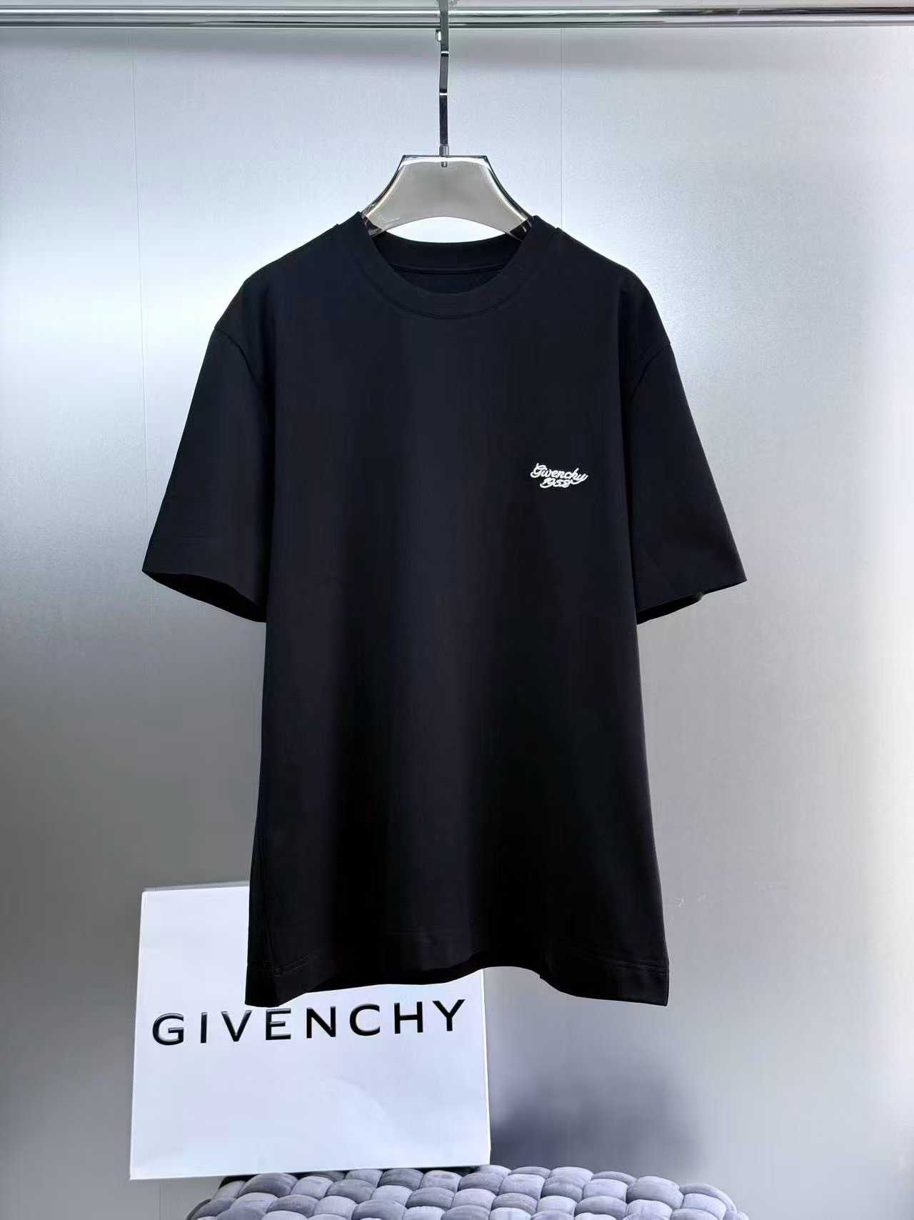 givenchy black cotton t-shirt with a white printed logo