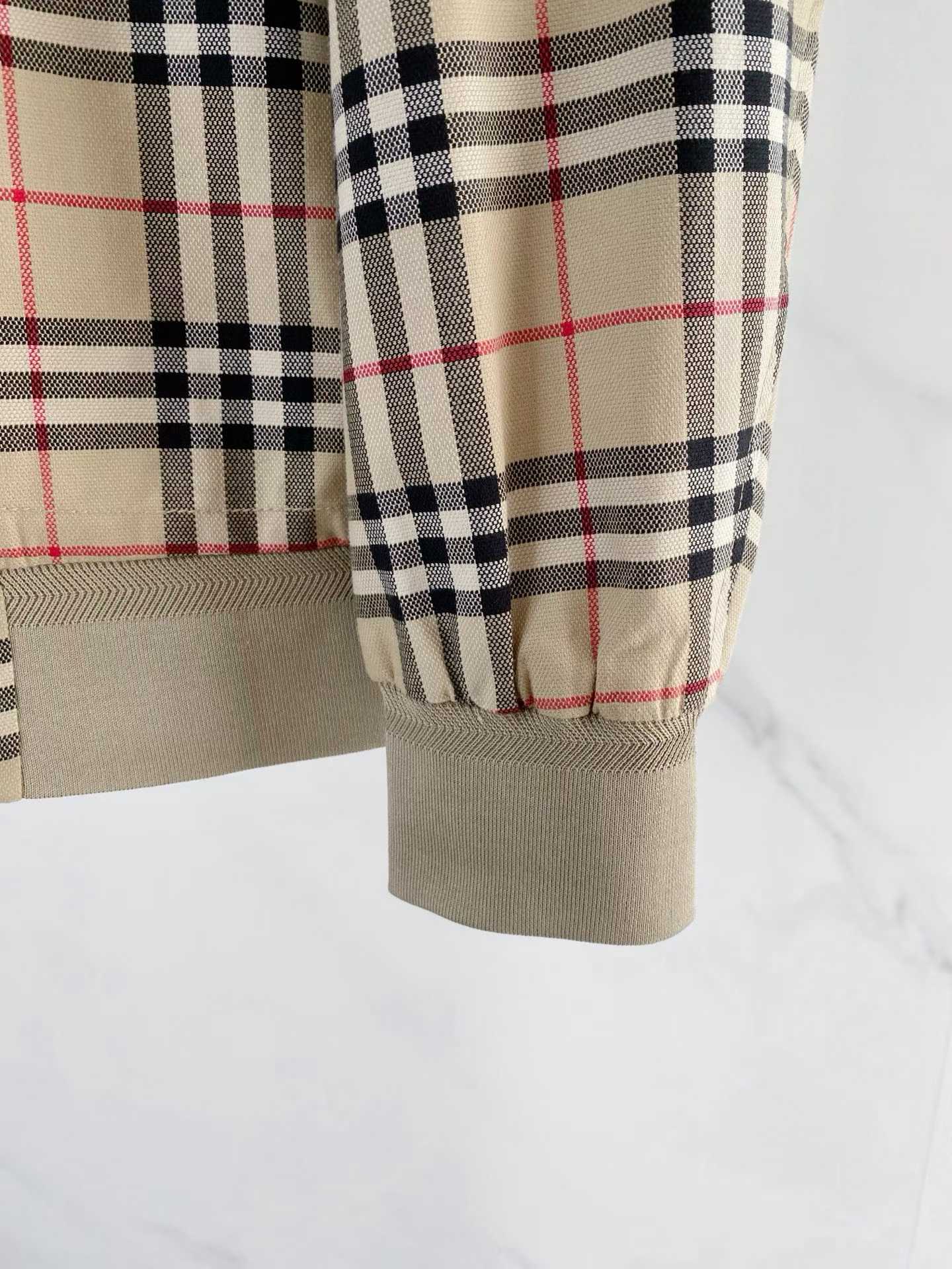 Burberry beige checked cotton Harrington jacket