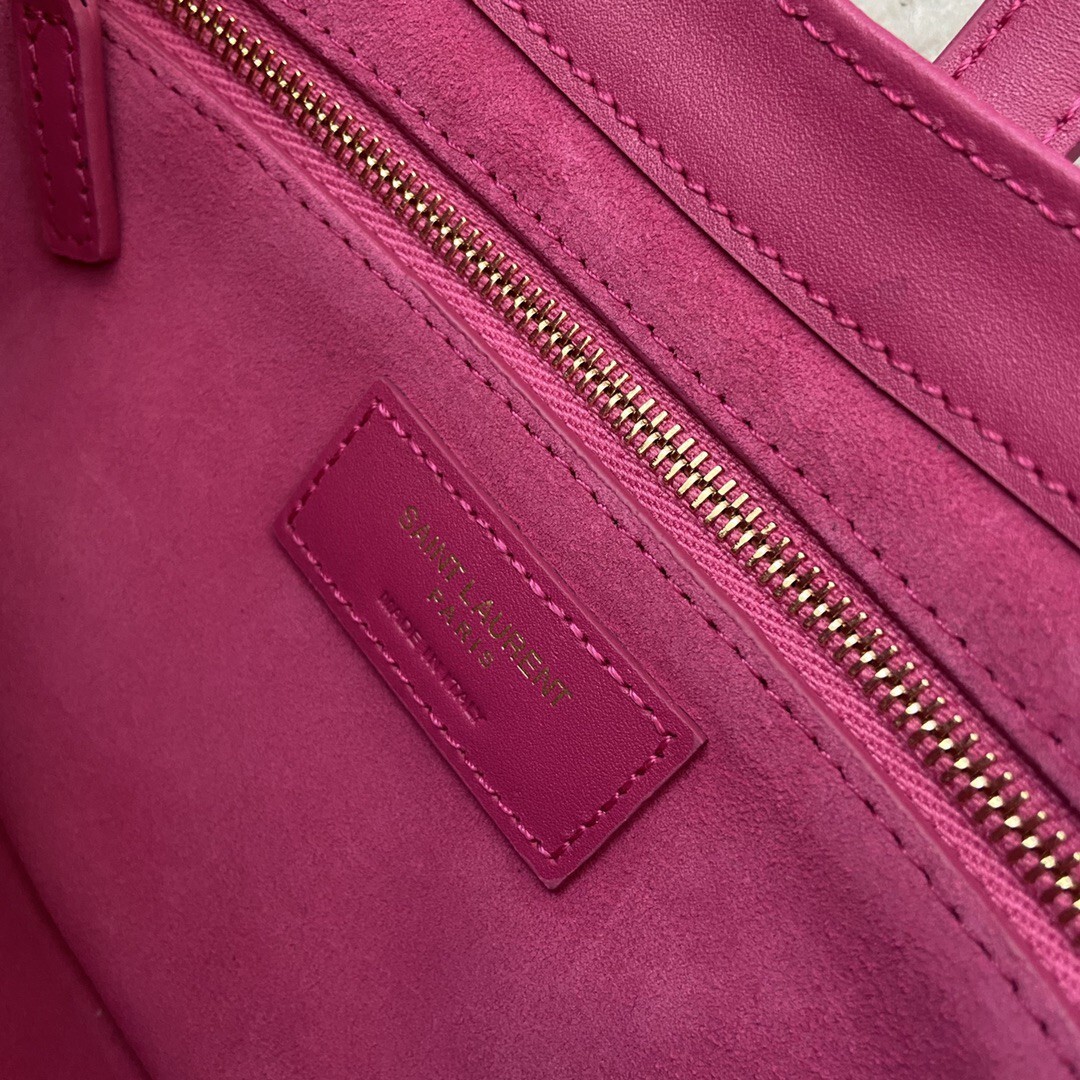 Saint Laurent Le 5 à 7 hobo bag in fuchsia pink leather