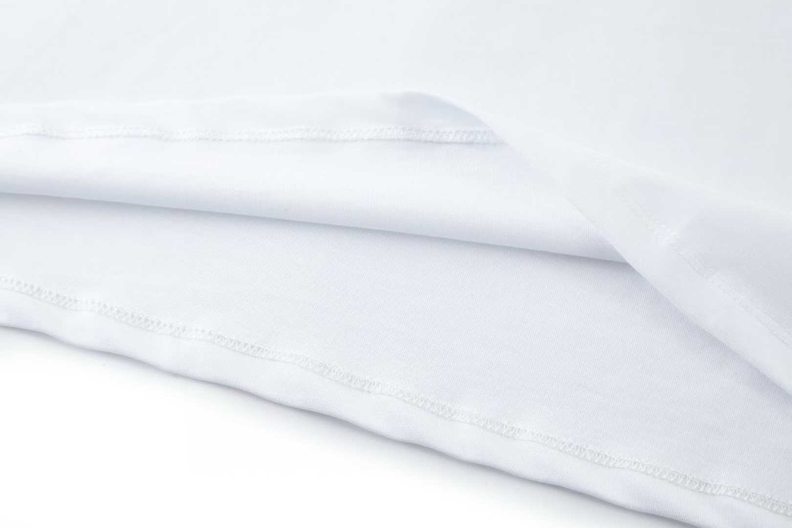 LOEWE pocket-detail T-shirt is a cotton relaxed fit garment featuring the brand's logo embroidered on the chest pocket