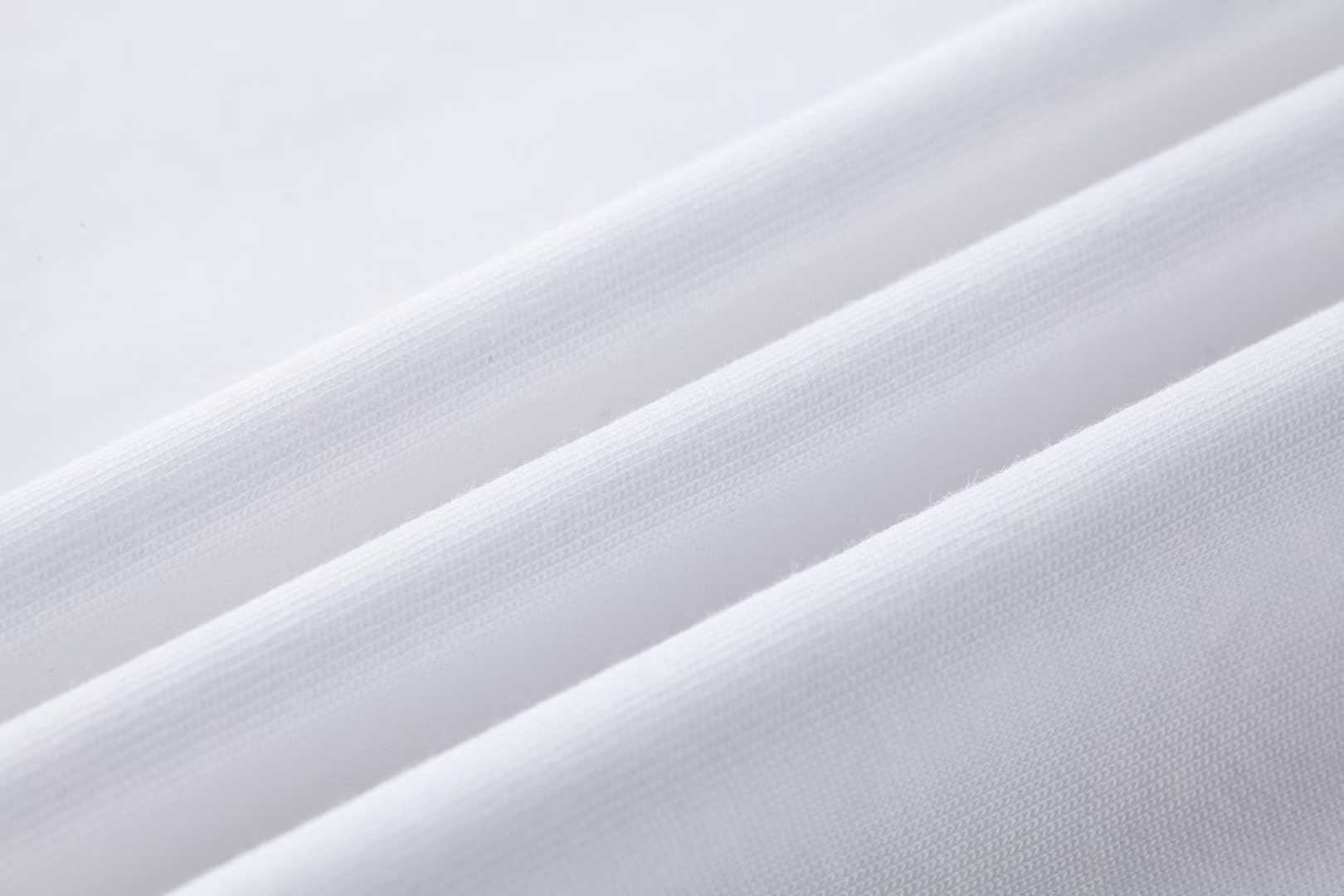 LOEWE pocket-detail T-shirt is a cotton relaxed fit garment featuring the brand's logo embroidered on the chest pocket