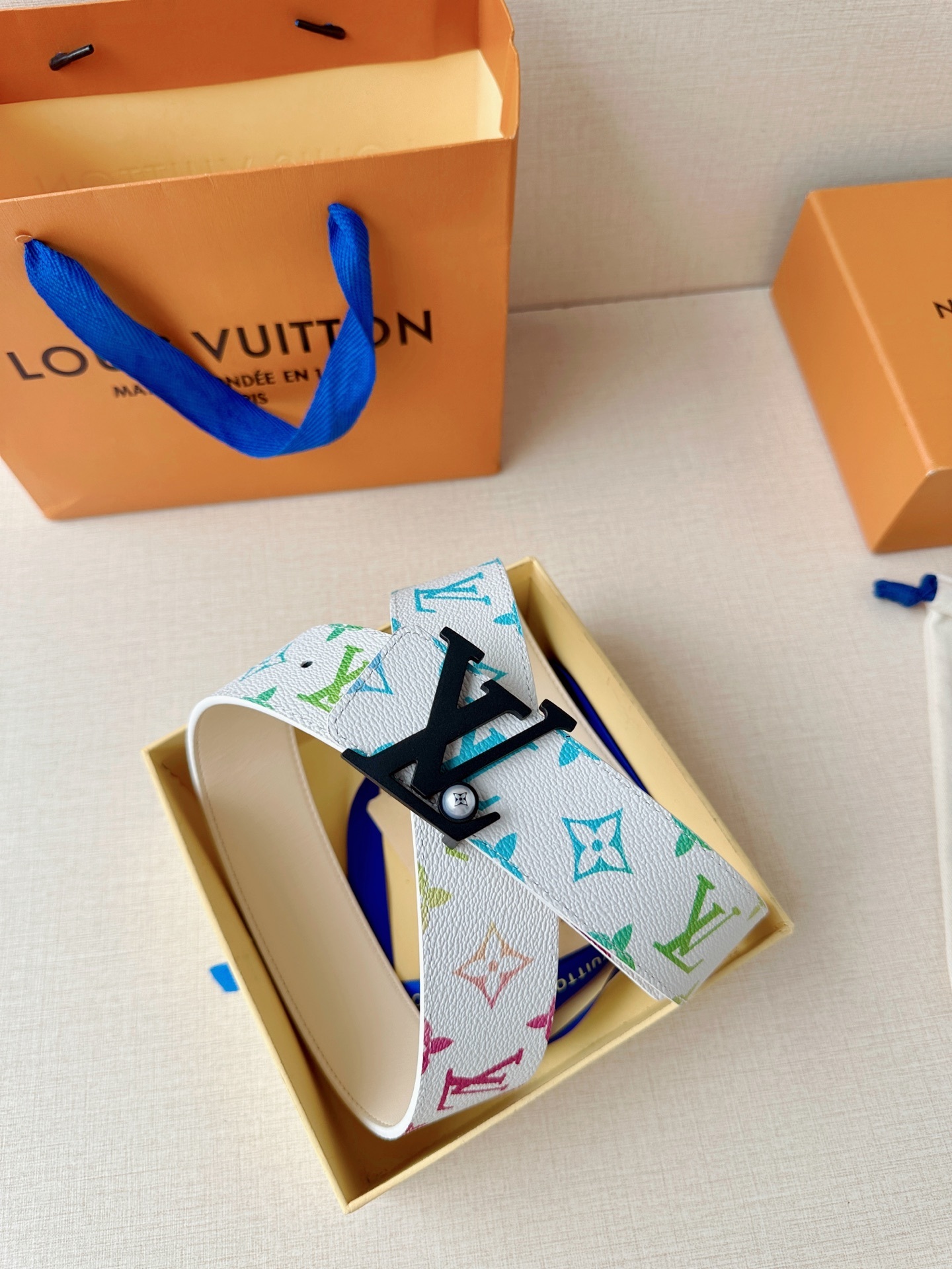 LV Pont Neuf Taurillon Monogram 35mm belt