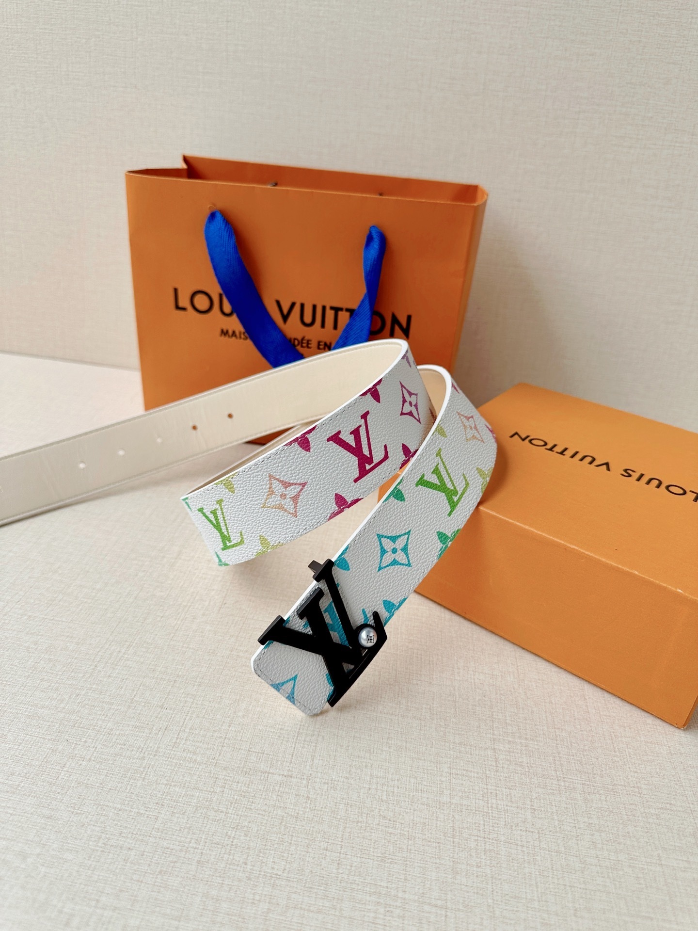 LV Pont Neuf Taurillon Monogram 35mm belt