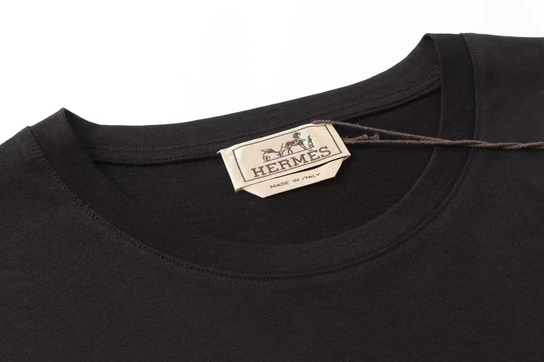 Hermès crew neck t-shirt featuring a unique graphic print of horses in a pocket-like design on the front