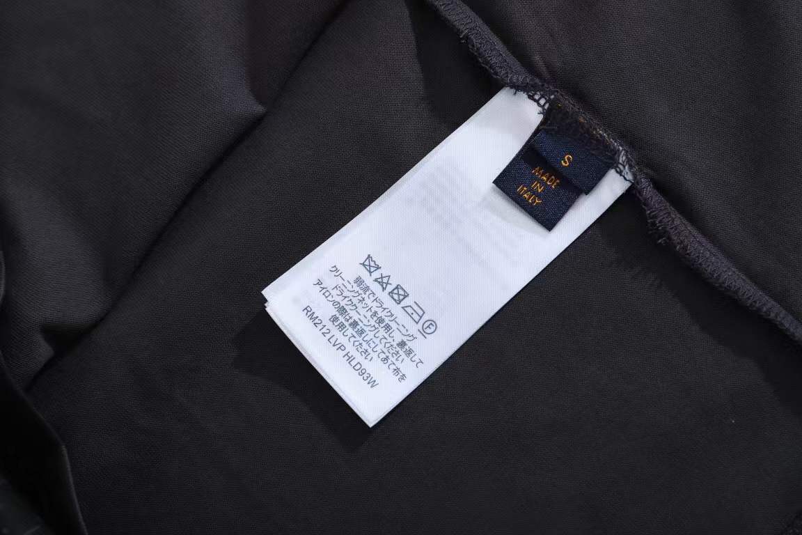 LV Damier signature t-shirt featuring a tonal checkerboard jacquard pattern