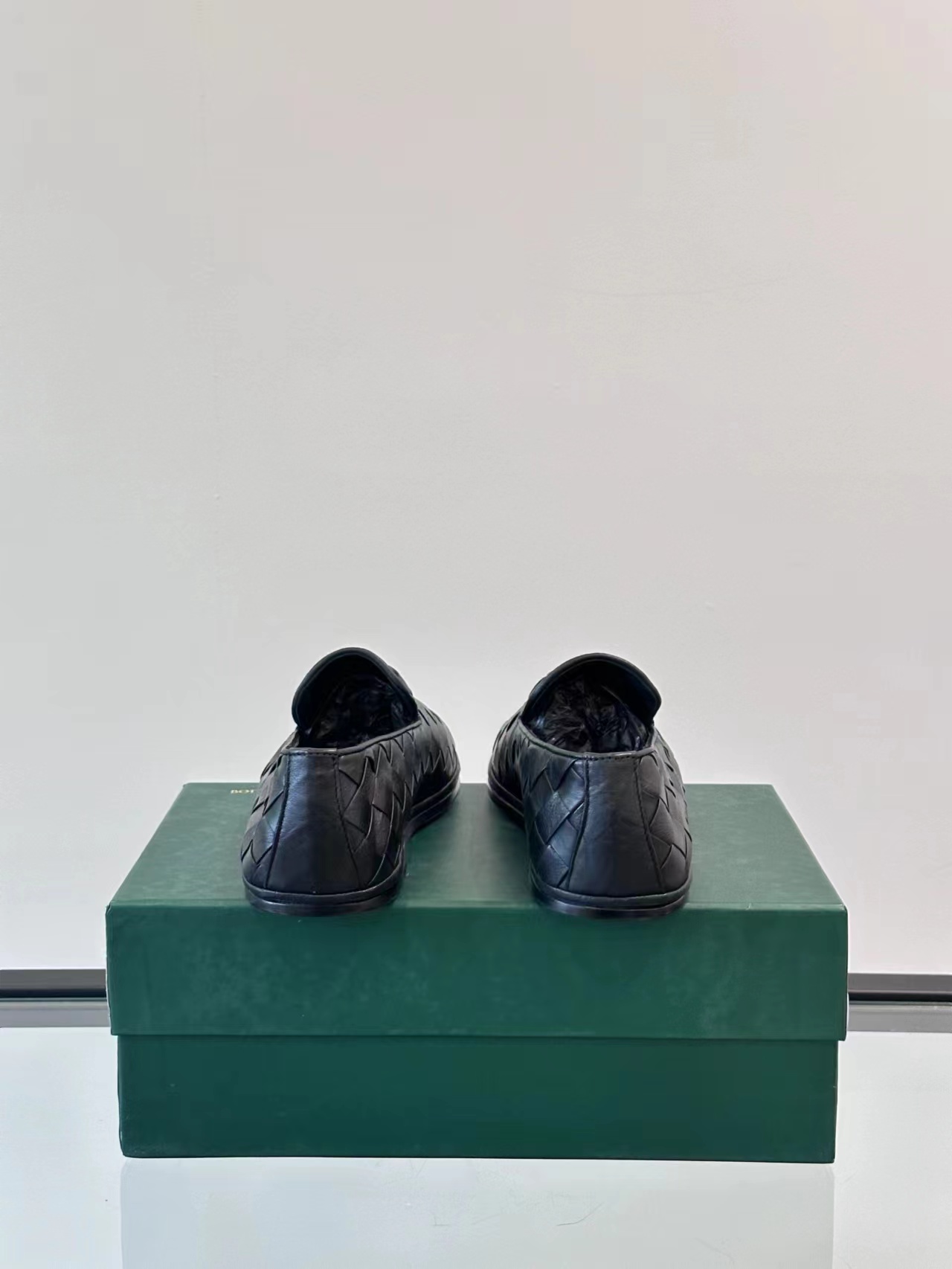 Bottega Veneta Women's Sunday Slipper in Black