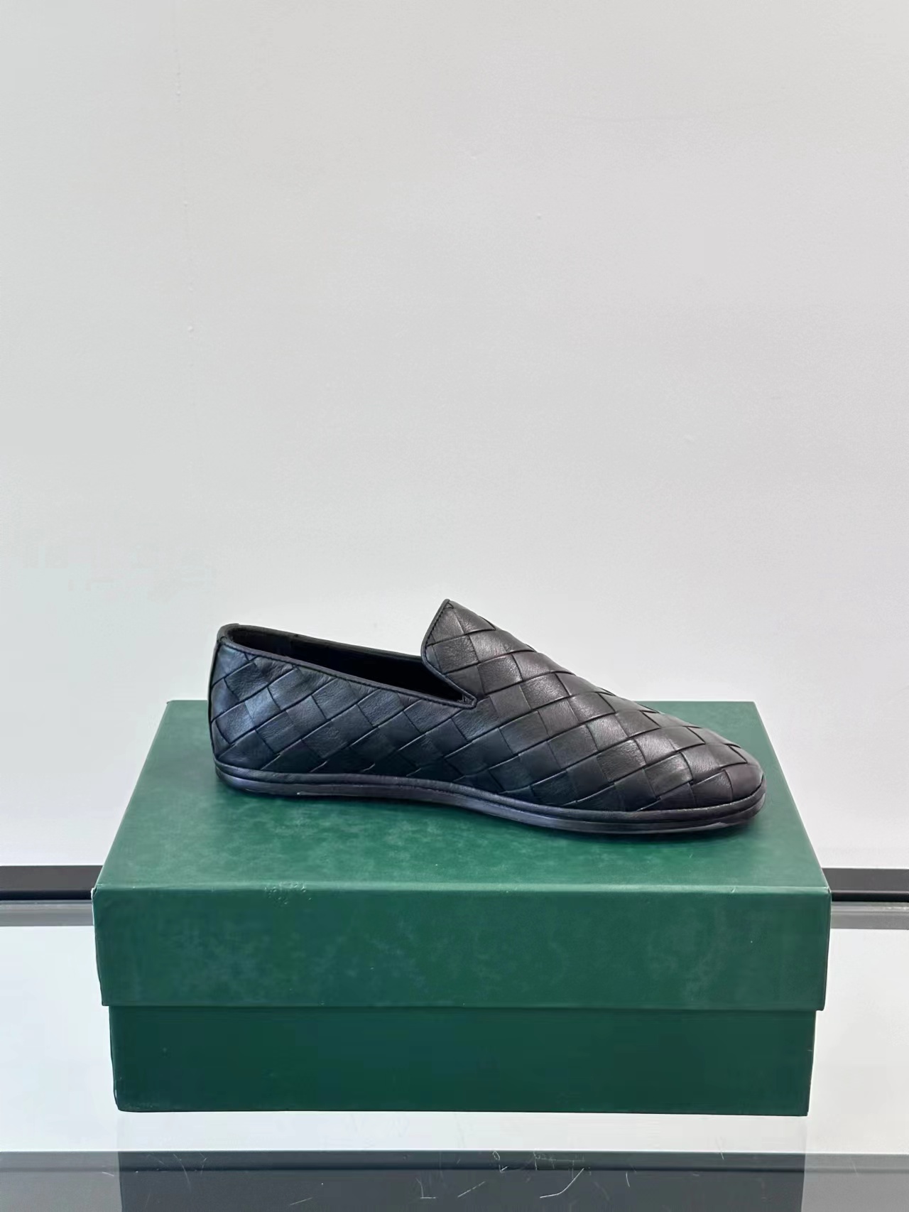 Bottega Veneta Women's Sunday Slipper in Black