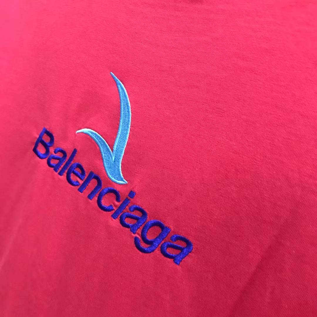 Balenciaga pink crewneck t-shirt