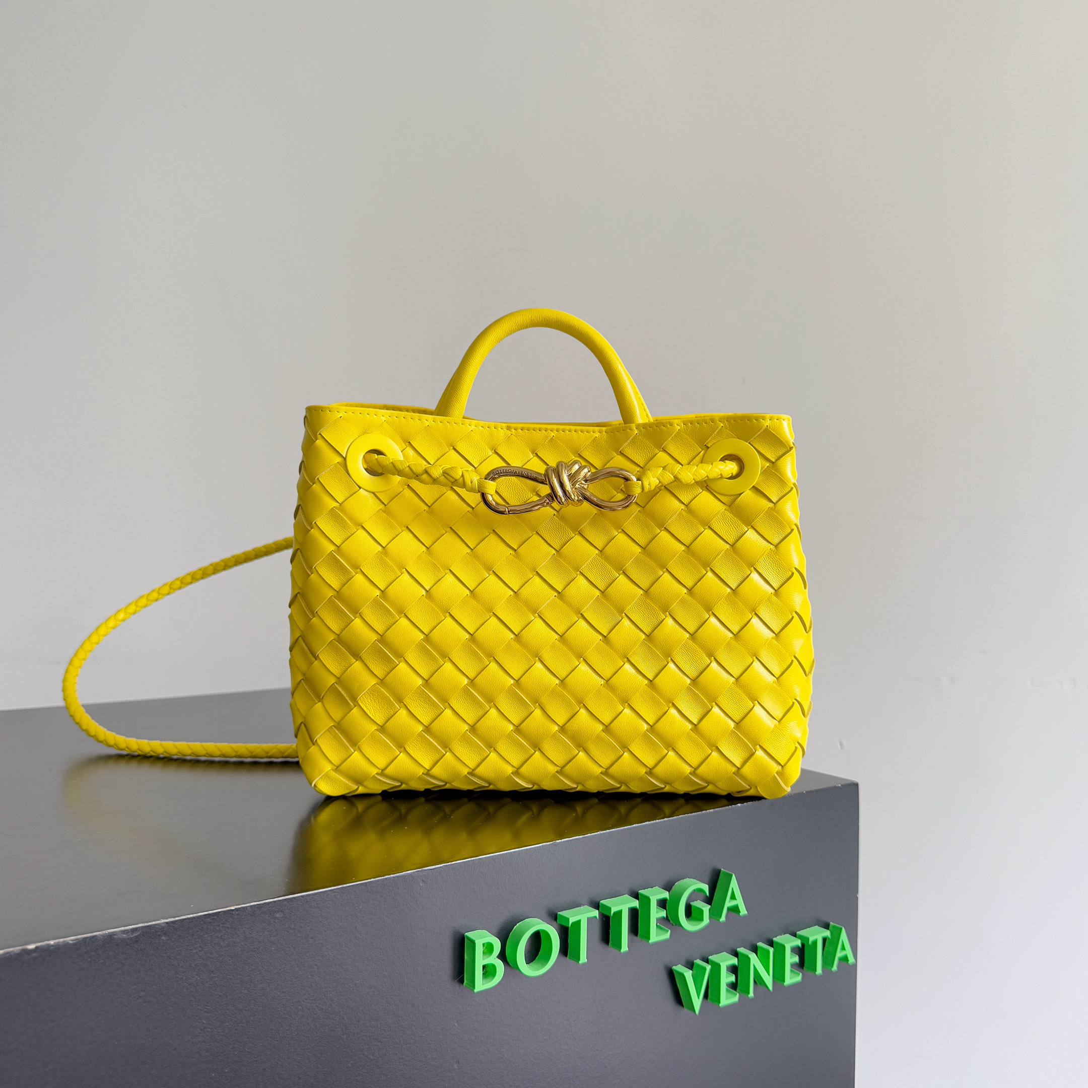 Bottega Veneta Small Andiamo bag crafted in Italy from lamb leather using the signature Intrecciato woven technique