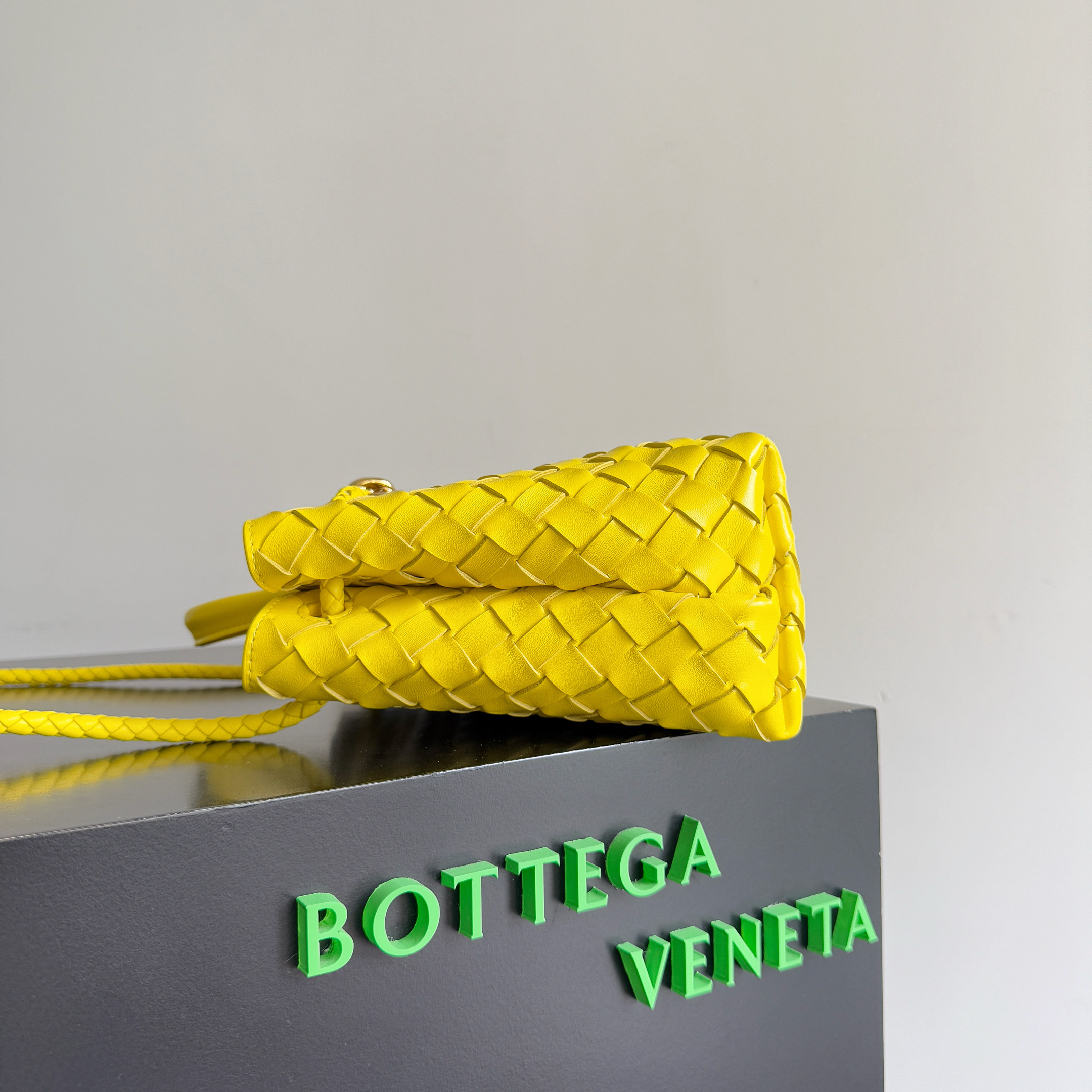 Bottega Veneta Small Andiamo bag crafted in Italy from lamb leather using the signature Intrecciato woven technique