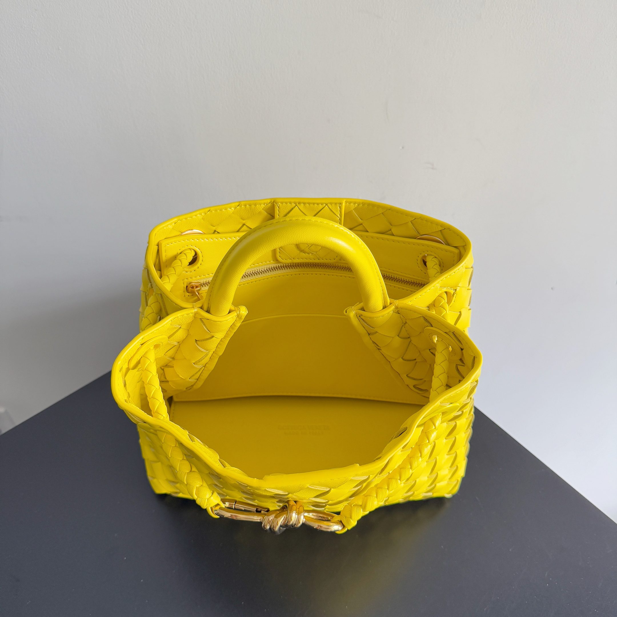 Bottega Veneta Small Andiamo bag crafted in Italy from lamb leather using the signature Intrecciato woven technique