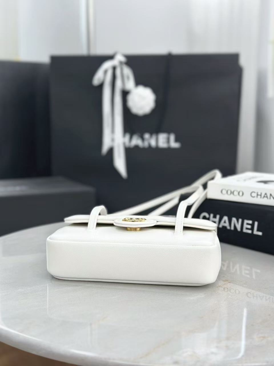 Chanel White Unused Clutch in Grainy Shiny