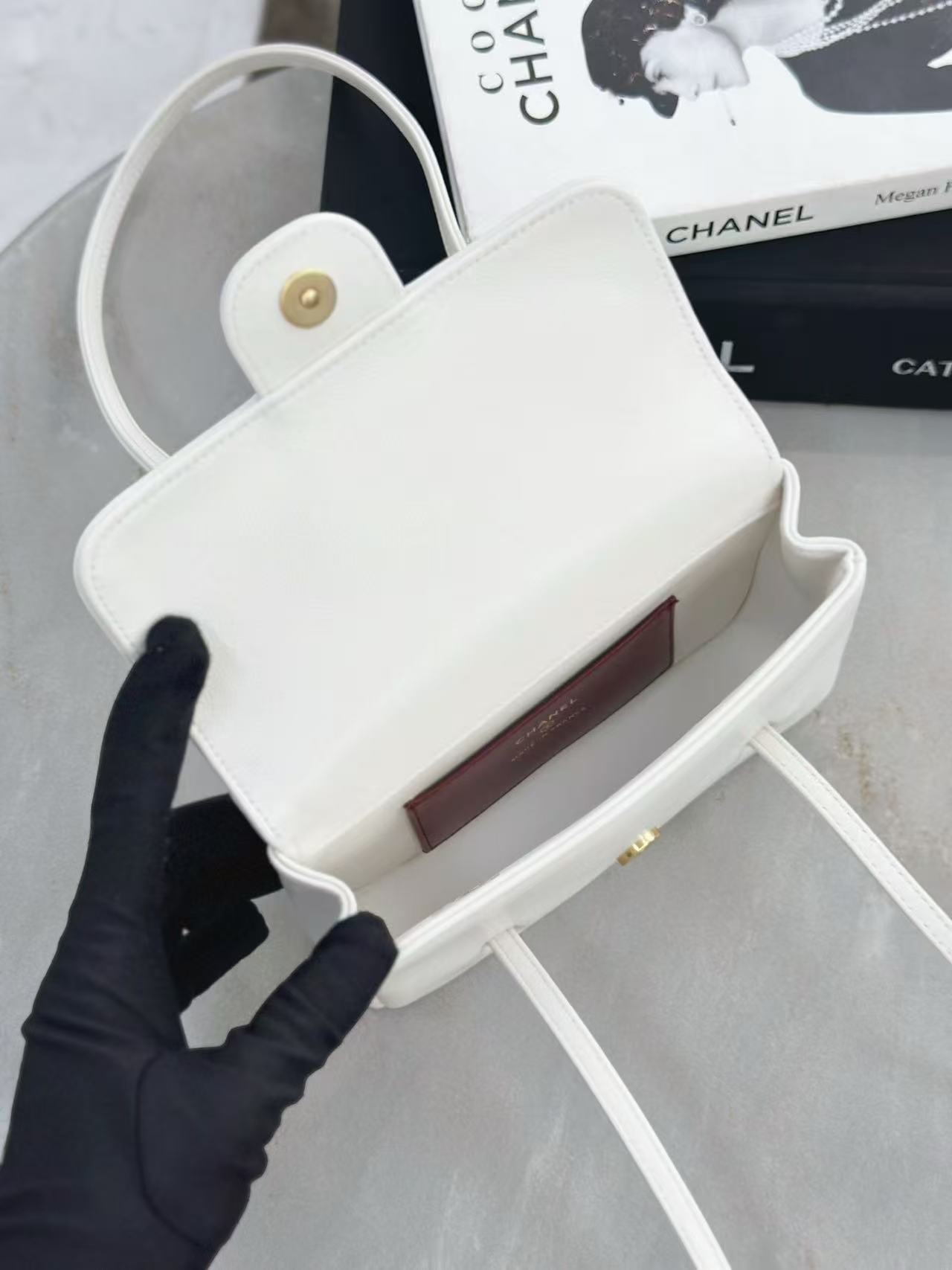 Chanel White Unused Clutch in Grainy Shiny