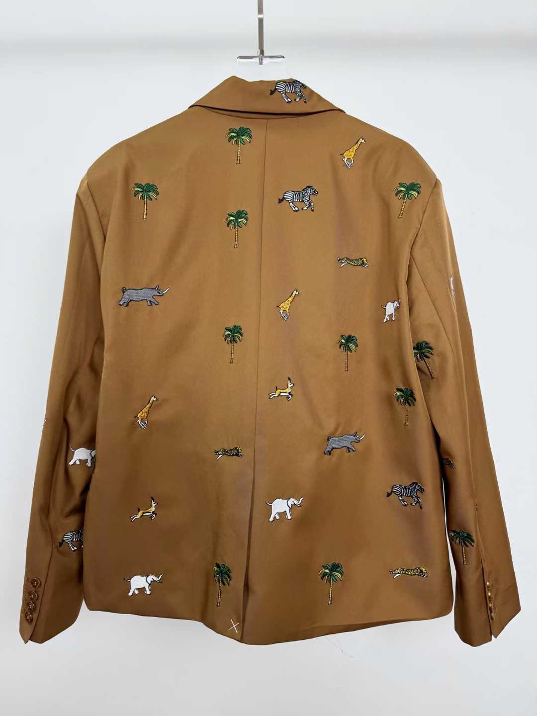 LV x The Darjeeling Limited Single-Breasted Jacket in caramel wool, featuring an all-over fil coupé jacquard motif of flora and fauna