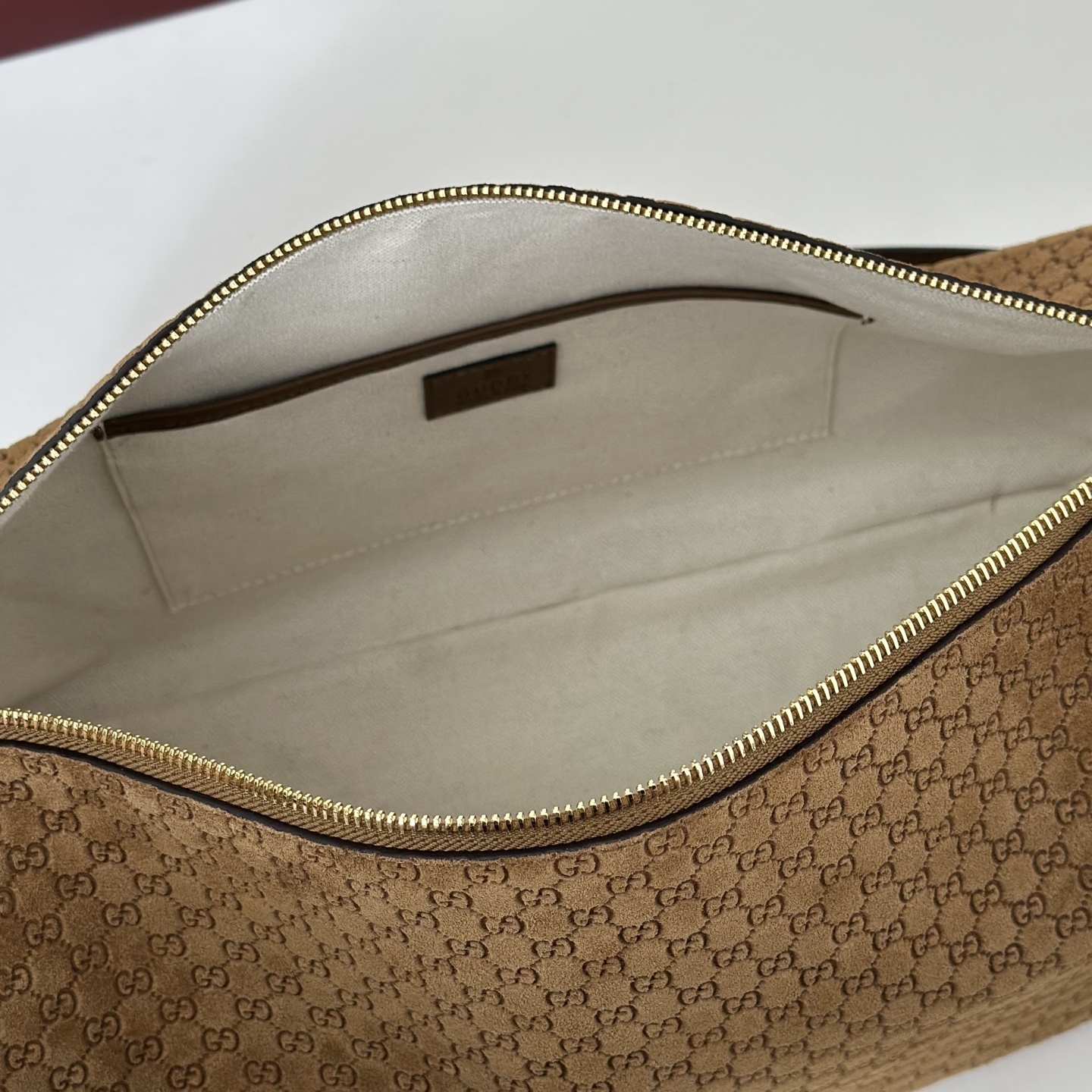 Gucci Half Horsebit medium shoulder bag in brown suede